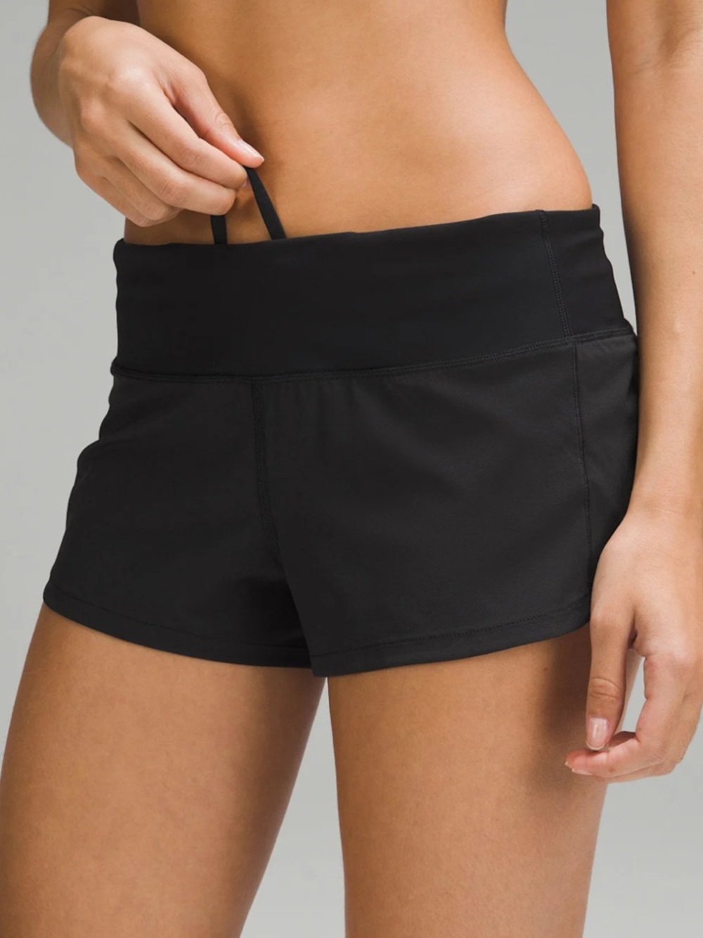 Lululemon | Speed Up Low Rise 2.5” Shorts Black 8 - Picture 2 of 9